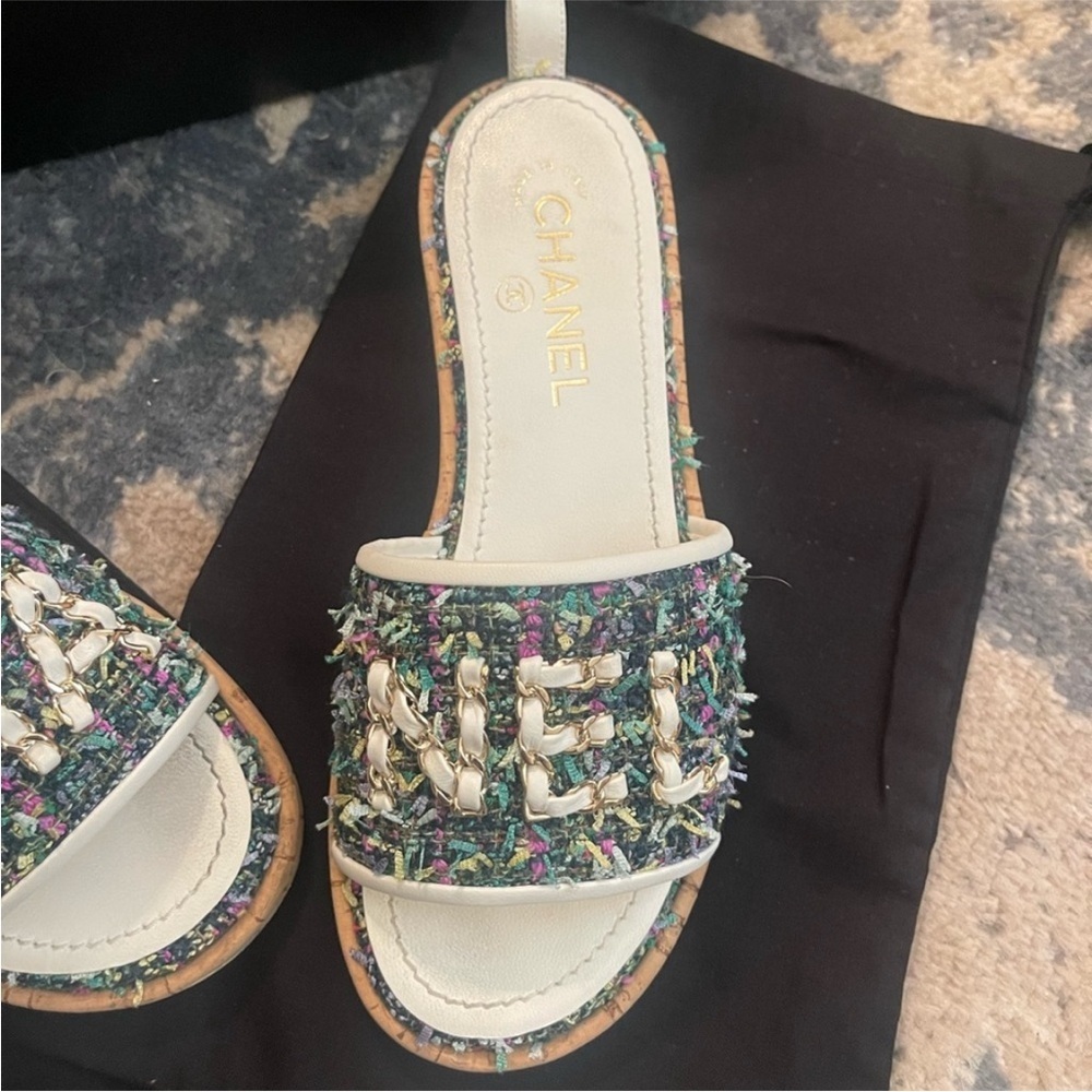 Chanel Tweed Slides Cork Mule Heel 21C White Sandals Slides Size 39 - Picture 11 of 12